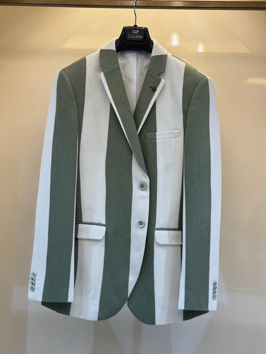 Blazer M L